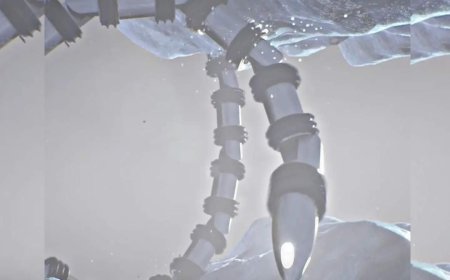 NASA is going to send a self-driving robotic snake to Saturn's mysterious satellite 'Enceladus'!