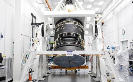 A new door to the universe is about to be opened with a high-tech 3,200-megapixel digital camera!